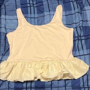 Elegant Cream Ruffle Top​